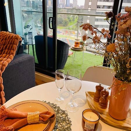 Cozy 1 Bed Apt & Spa,Free Parking ,Phenomena Views Мелбърн Екстериор снимка